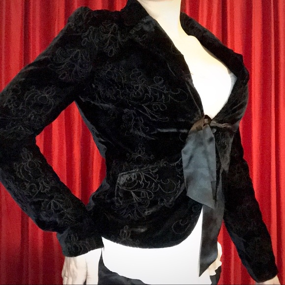 Vintage Black Velvet Blazer - Picture 3 of 7